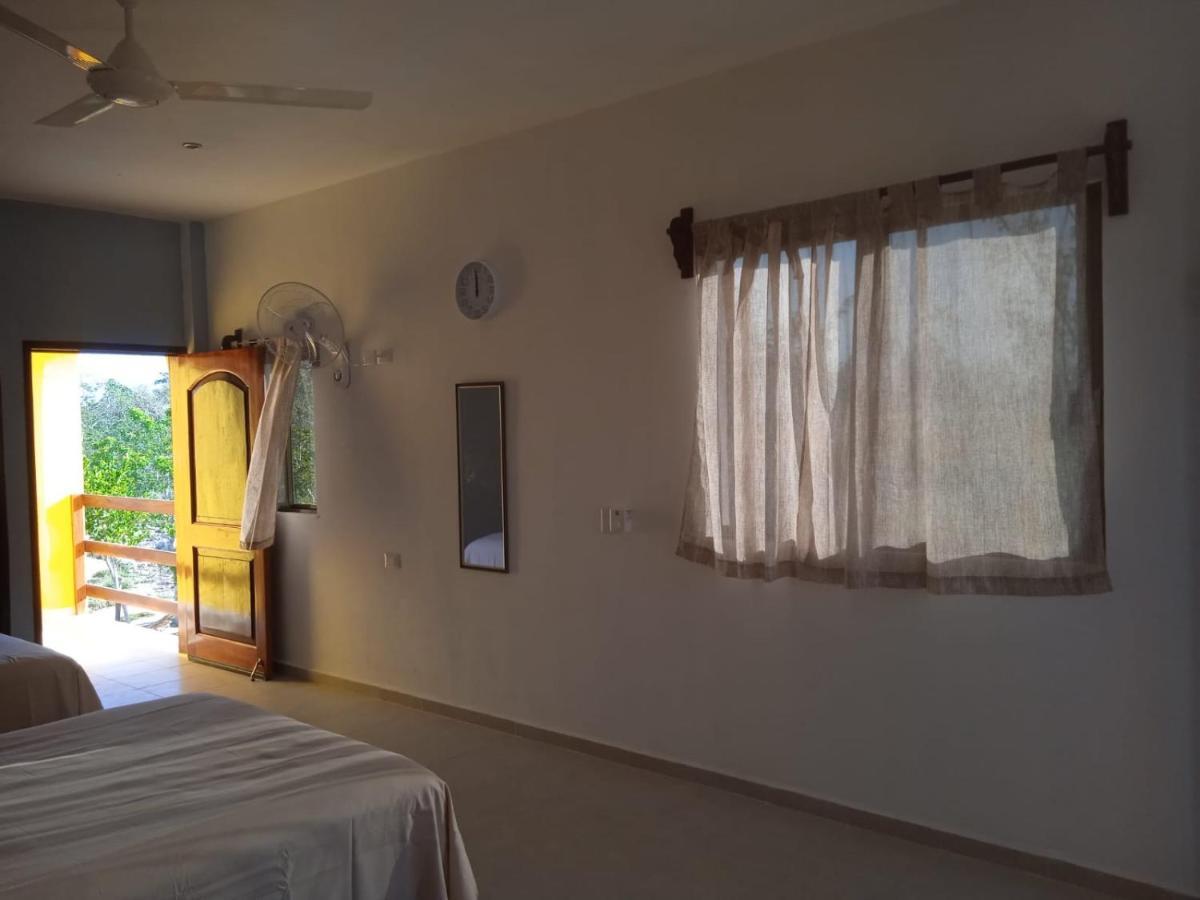 ואיאדוליד Ecohotel Shalom מראה חיצוני תמונה