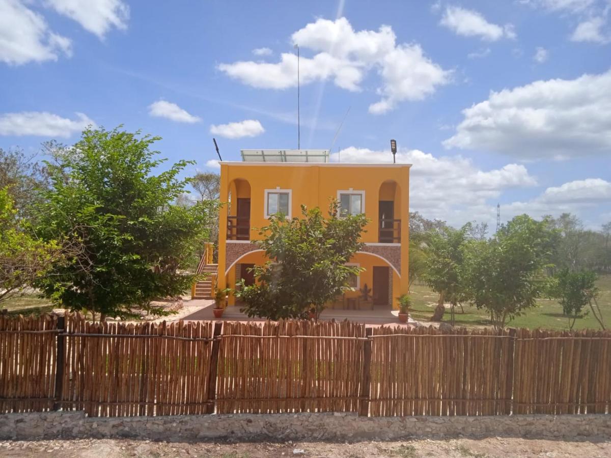 ואיאדוליד Ecohotel Shalom מראה חיצוני תמונה