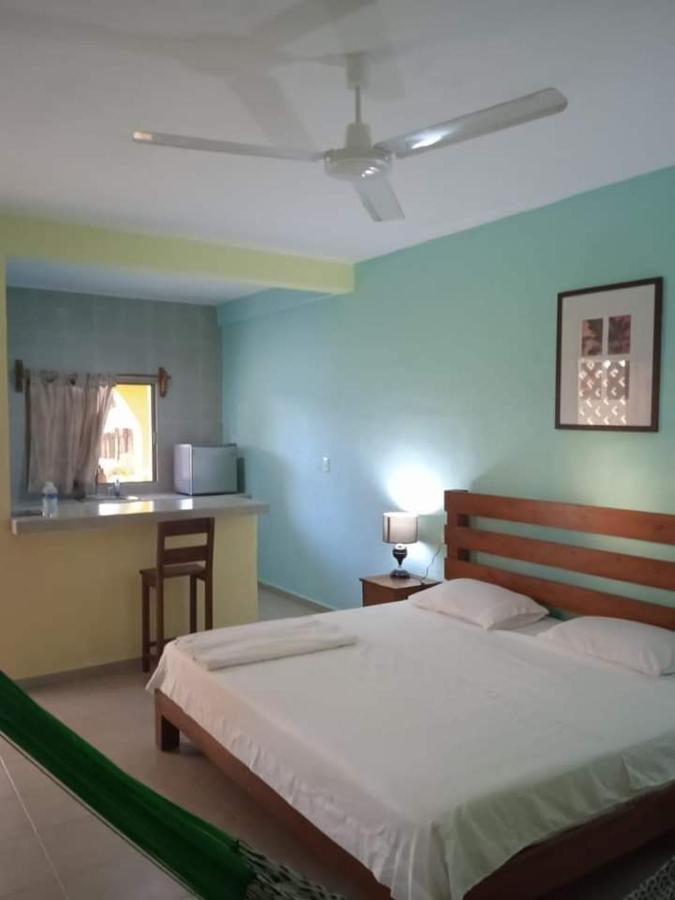ואיאדוליד Ecohotel Shalom מראה חיצוני תמונה