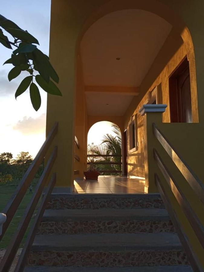 ואיאדוליד Ecohotel Shalom מראה חיצוני תמונה